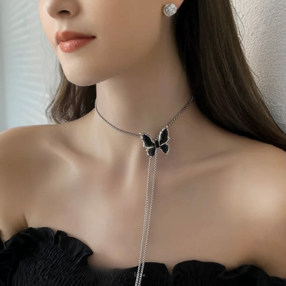 钛钢项链 气质时尚轻奢轻奢长款银色小众百搭素款镶嵌不褪色项链