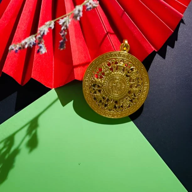 丽雅珠宝 足金999.9 古法罗盘吊坠 手工复古国潮实心传承时尚双面