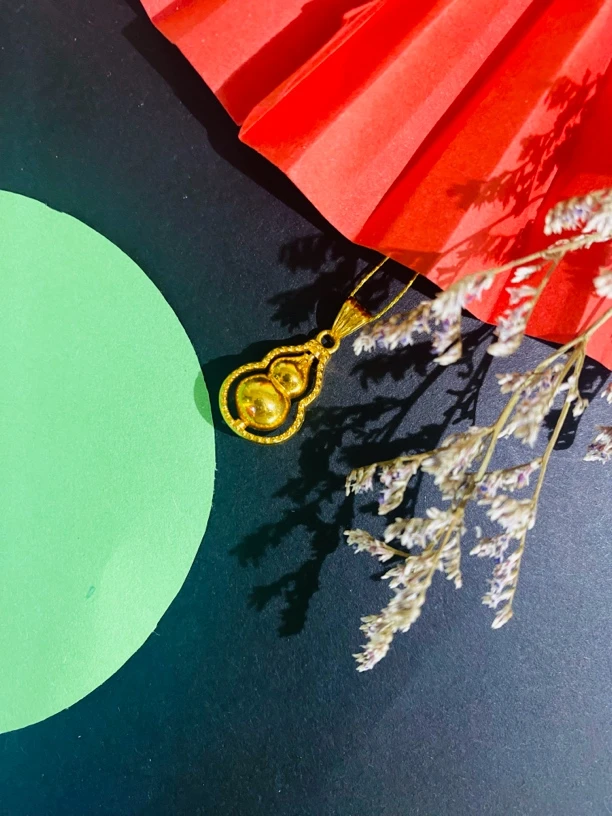 丽雅珠宝，足金999.9葫芦吊坠