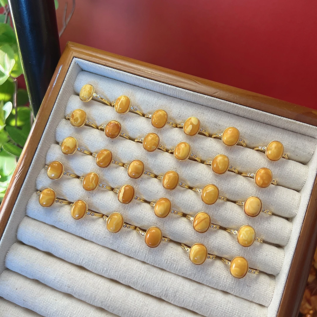 天然蜜蜡花蜡戒指S925银镀金花纹多样【随机任发一件】