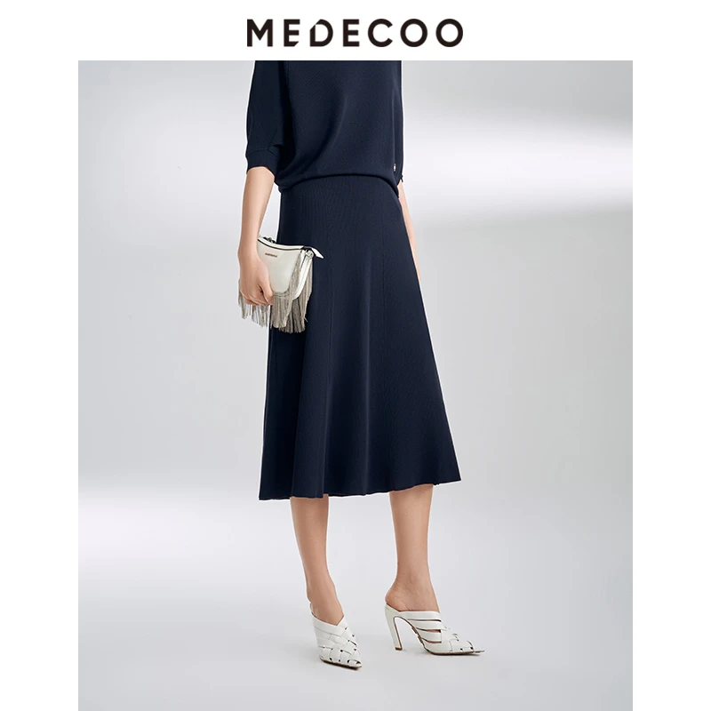 墨蒂珂 秋季新款垂感松紧腰A字针织半身裙MIC40403