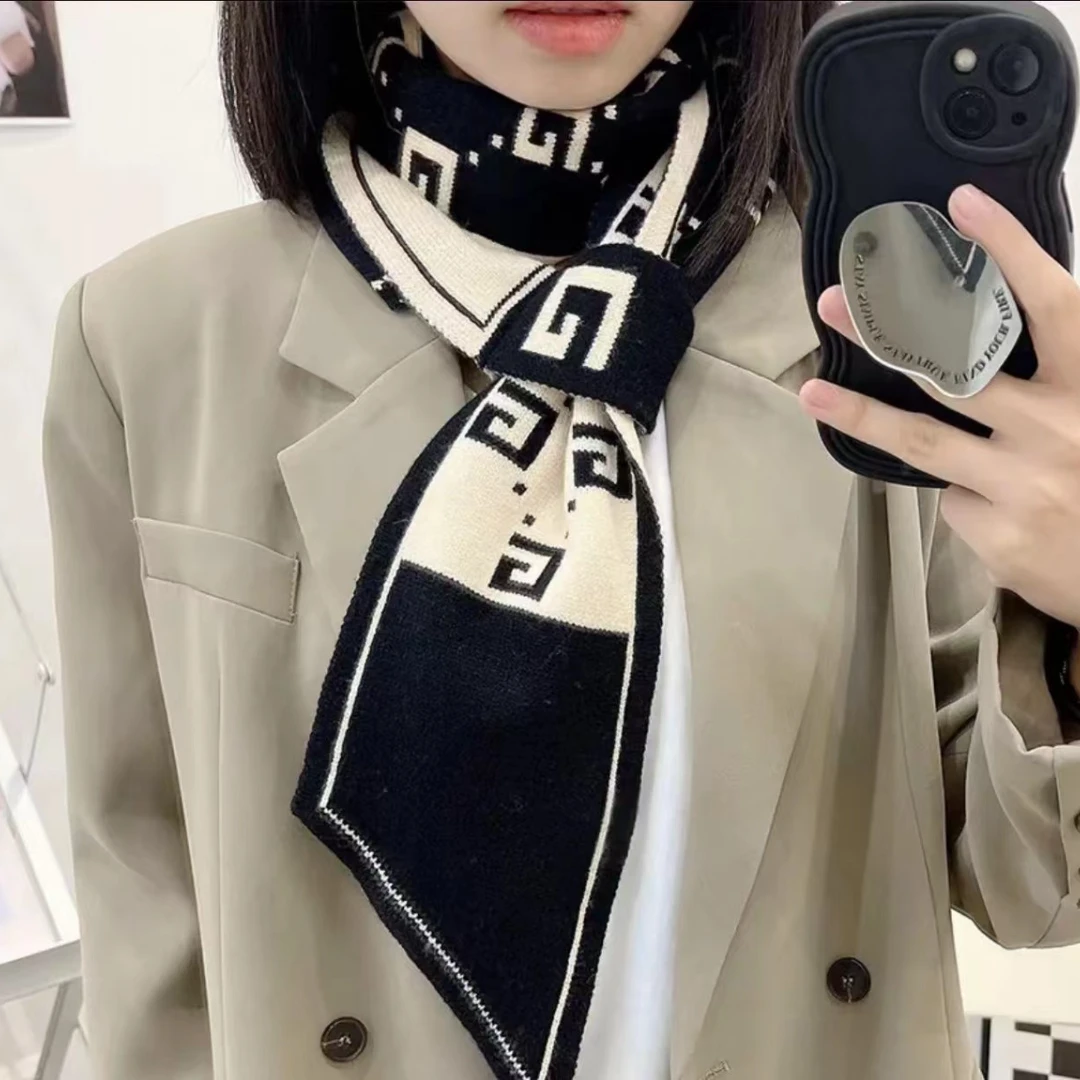 围巾女2024新款秋冬季网红气质时尚百搭复古简约黑白保暖千鸟格2