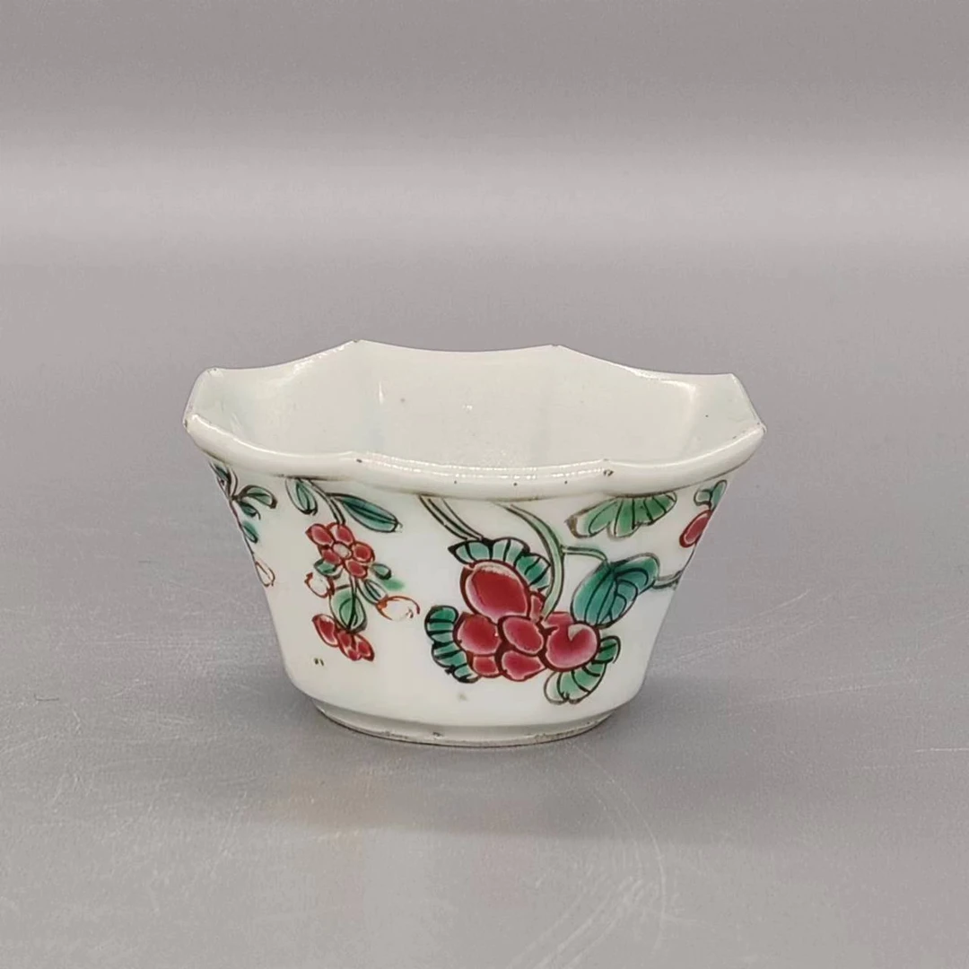 5072711*清雍正粉彩花卉杯/瓷器五/江苏省文物总店