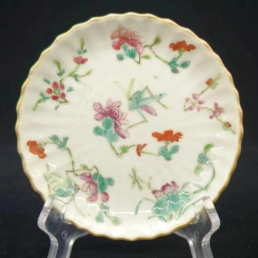 5112115*清同治粉彩花卉草虫纹盘/瓷器五/江苏省文物总店