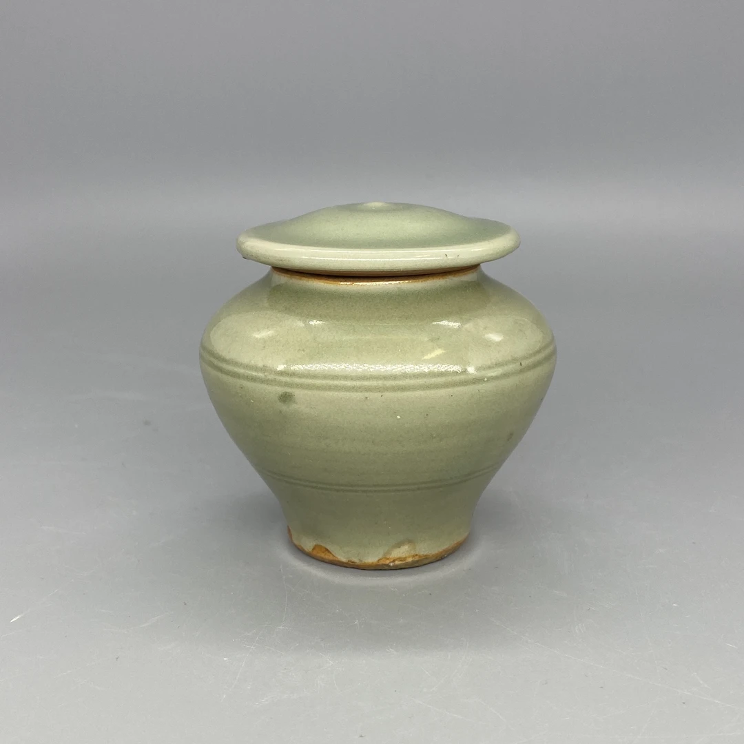 32410032*明龙泉窑青瓷盖罐/瓷器三/江苏省文物总店