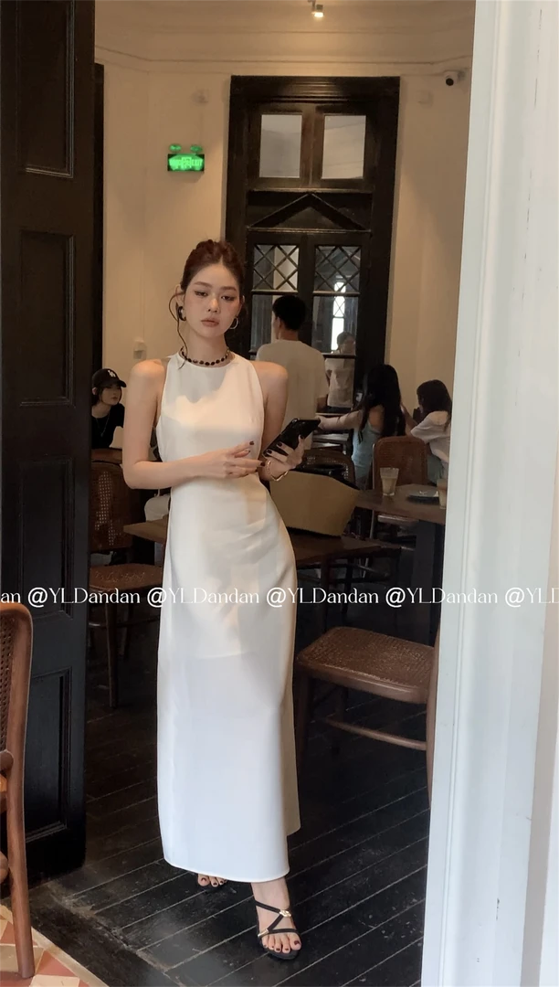 @YLDandan|巴黎假日法式复古简约气质高腰设计感夏季开叉连衣裙