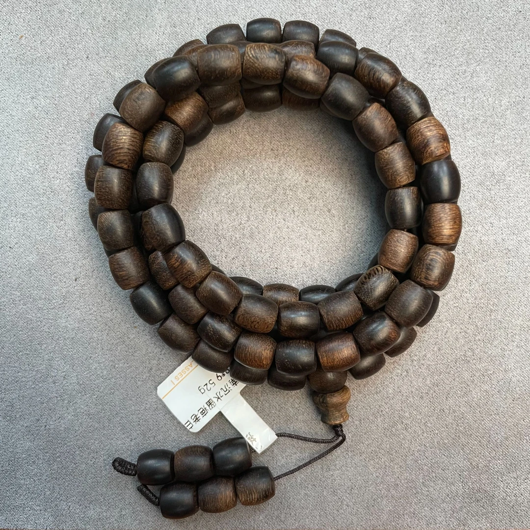 甄选越南芽庄树王瘤疤白奇楠沉水级8*9mm*108颗鼓珠多圈收藏级别