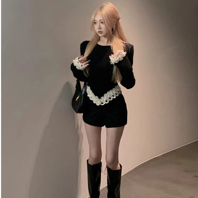 法式复古珍珠花朵边长袖T恤女新款高级设计感显瘦时尚百搭上衣潮