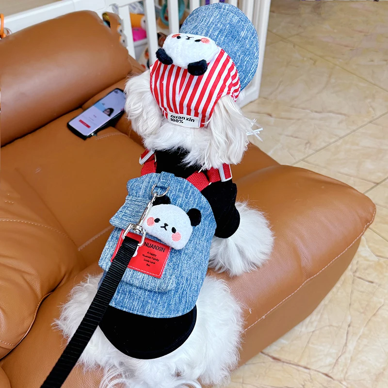 新款秋冬宠物狗狗服饰可牵引衣服外出胸背熊猫牛仔背心款帽子