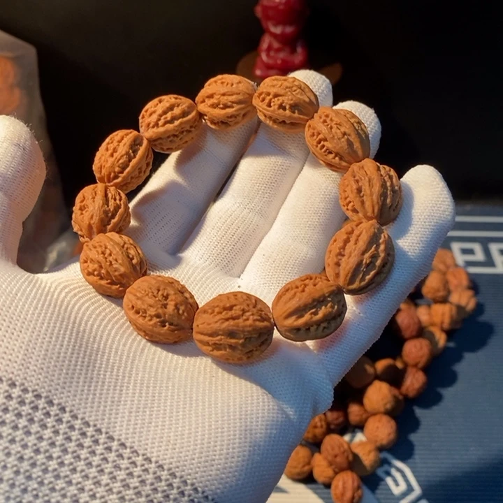 文玩核桃手串……42