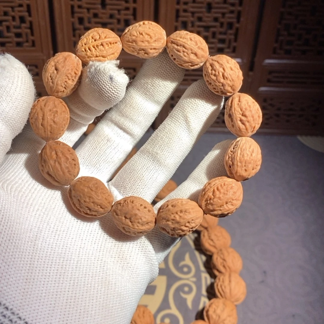 【闪购商品】文玩核桃手串我***谁