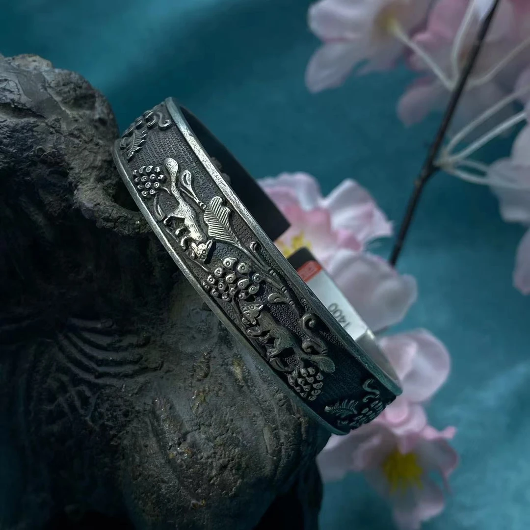 925银手镯 老银錾刻鼠来宝纹饰民族风百搭小众设计情侣银饰手镯