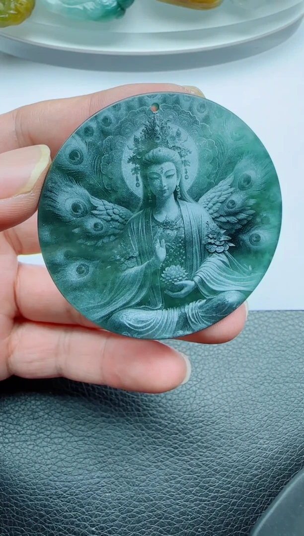 【闪购商品】翡翠颈饰未镶嵌观音多样性随机一件发货