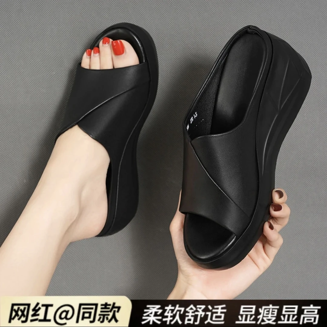 2024年新款真皮坡跟满钻凉拖鞋女夏季外穿时尚厚底一字拖鞋-a