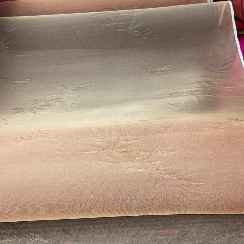 【闪购商品】混纺织绣白****