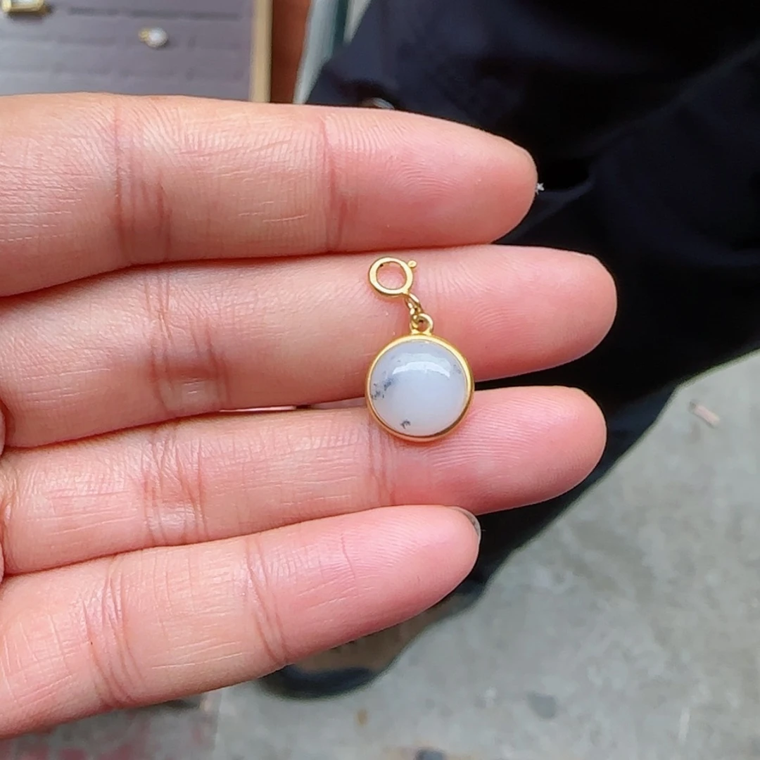 【闪购商品】和田玉吊坠(不含链)18K金镶嵌清*?