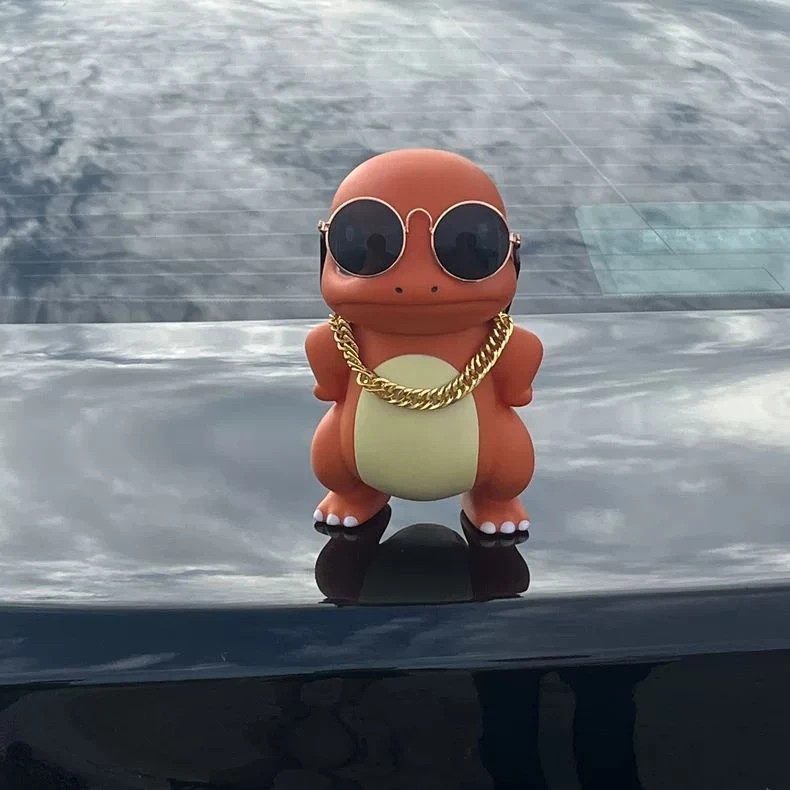 霸气娇小火龙车尾挂件网红汽车摆件后备箱车顶装饰杰尼龟创意公仔