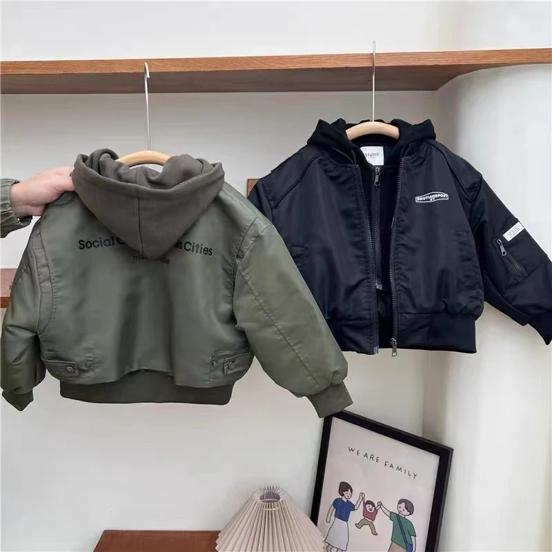 【刘刘妈家】2023年新款亲子春秋版户外休闲美式运动军绿时尚风衣潮