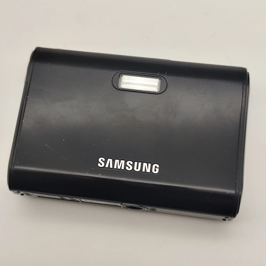 9新 Samsung/三星 复古ccd相机 三星i70 黑色 720w画质 触摸屏