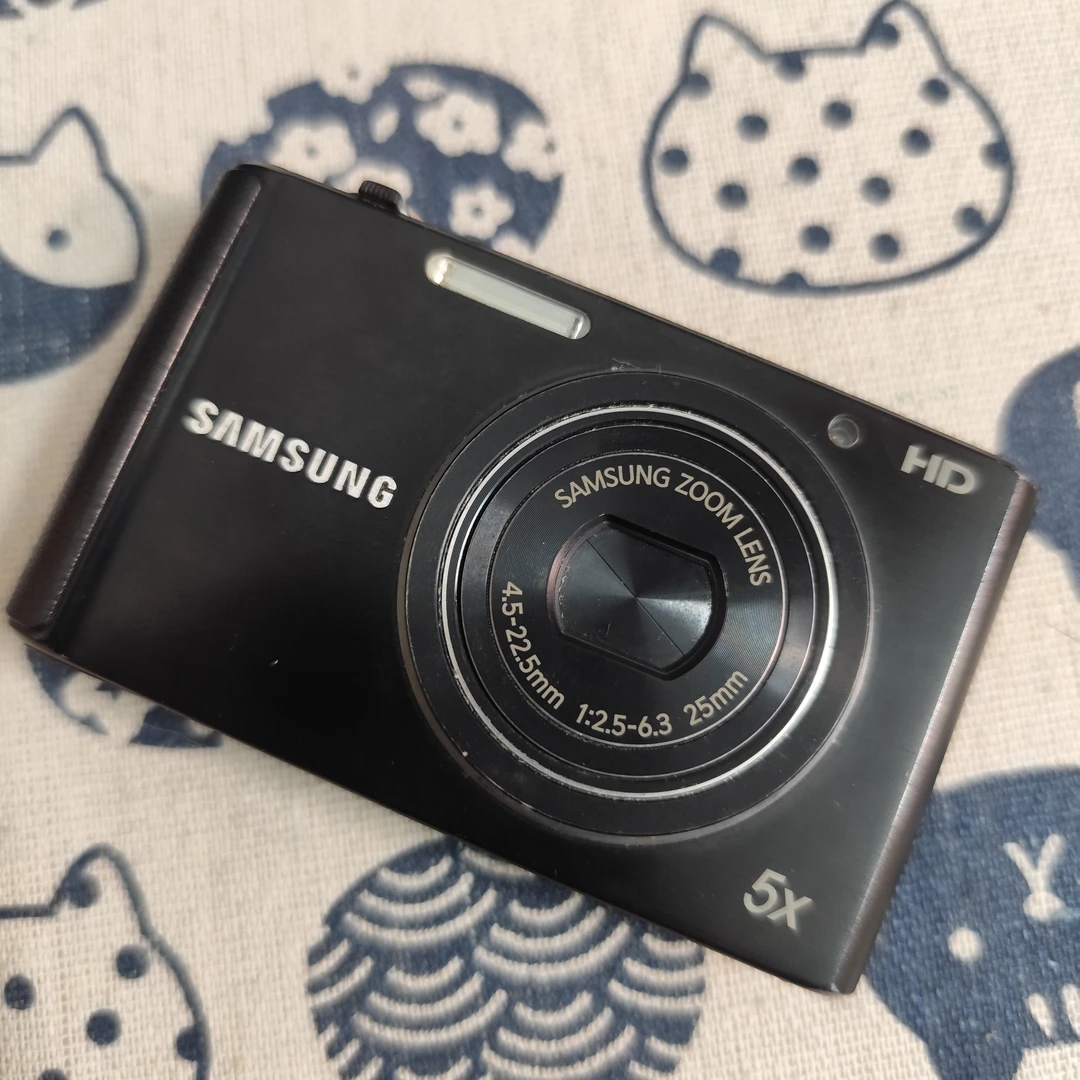 80新  复古ccd相机 三星st77 黑色公司定制款 模式超多 可线充