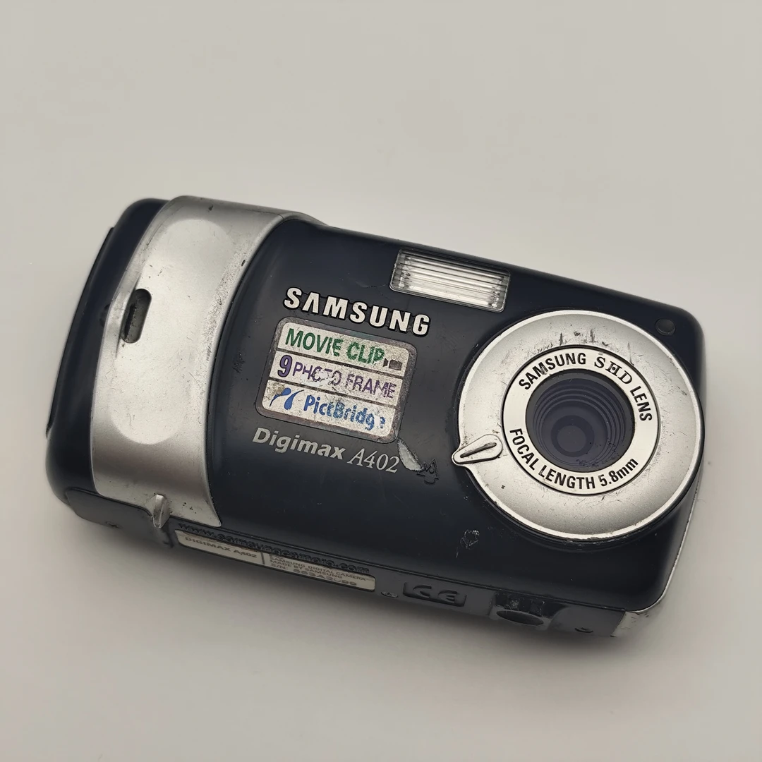 9新 Samsung/三星 特价CCD相机 三星a402 黑色 400w画质 5号电池