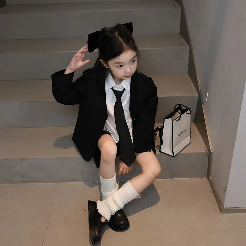 女童西装外套2024秋季新款韩版小西服宽松学院风中大童潮款黑色