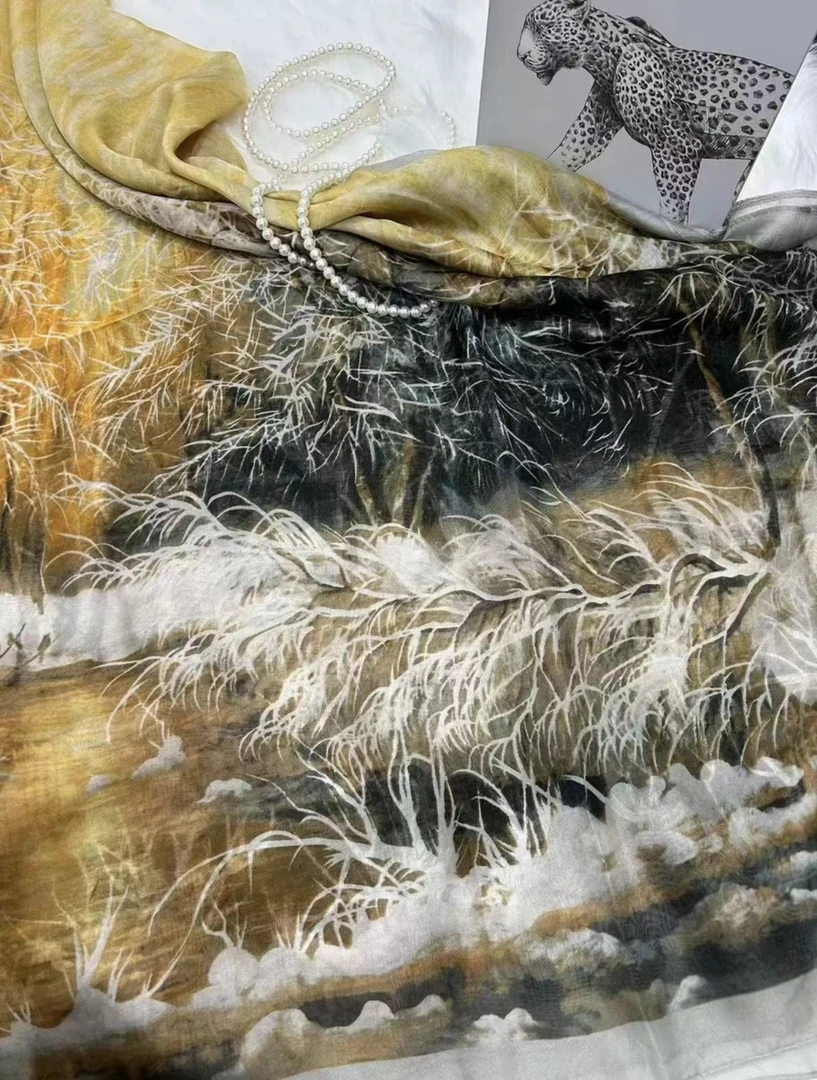 1007 云纹纱130x180左右雪松林丝巾沙滩巾