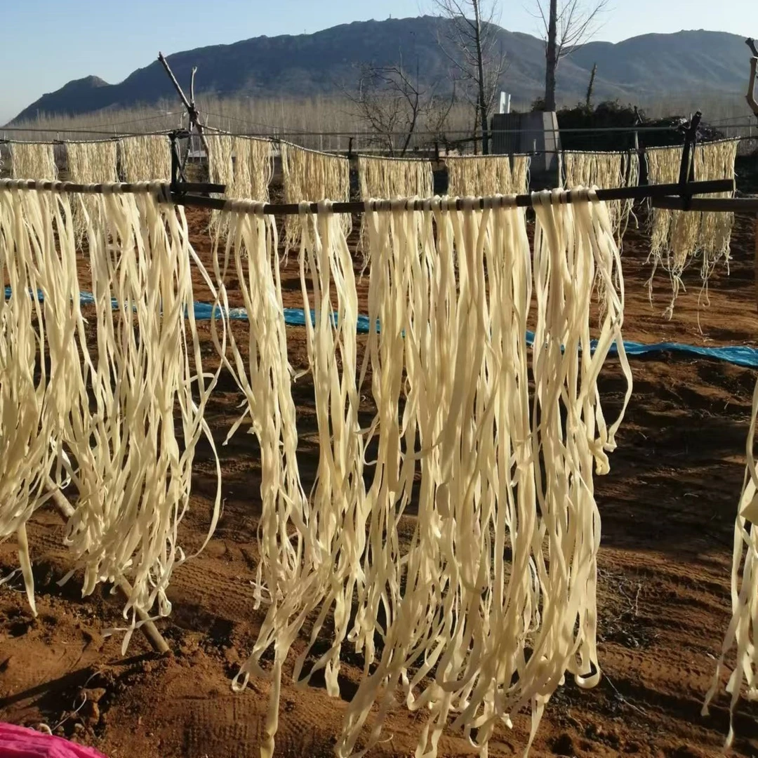 河北太行山行唐农家红薯细粉山区农民自己漏的手工红薯宽粉条干粉