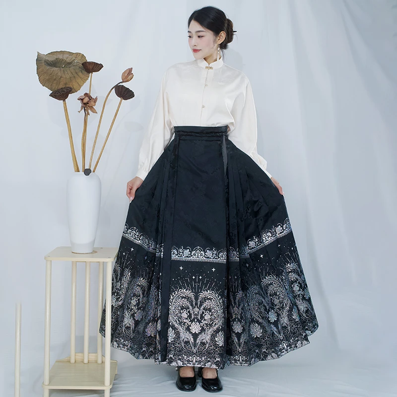 C027双凤合鸣  国风马面裙幻彩织银螺钿