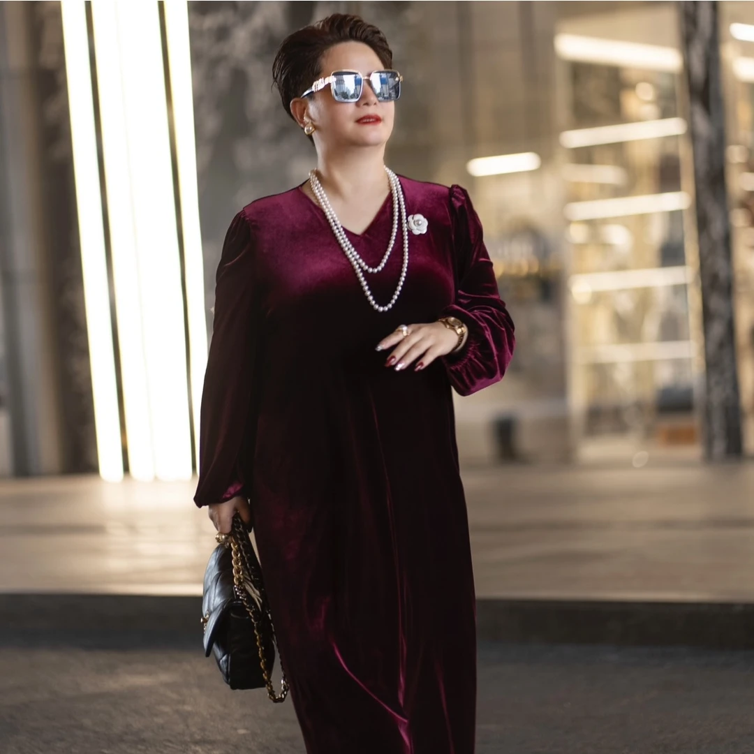向红同学2025春秋贵气枣红喜庆复古进口丝绒气质长款连衣裙F0185