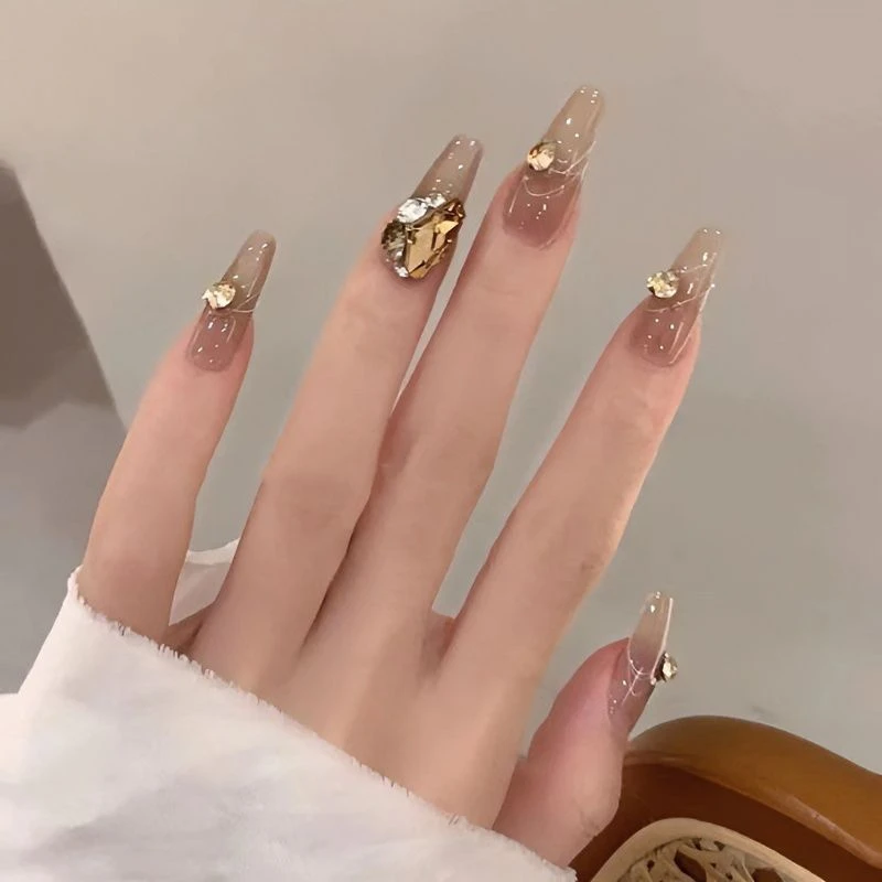 手工穿戴甲秋冬新款奶茶棕咖色爆闪气质中长款穿戴式梯形美甲