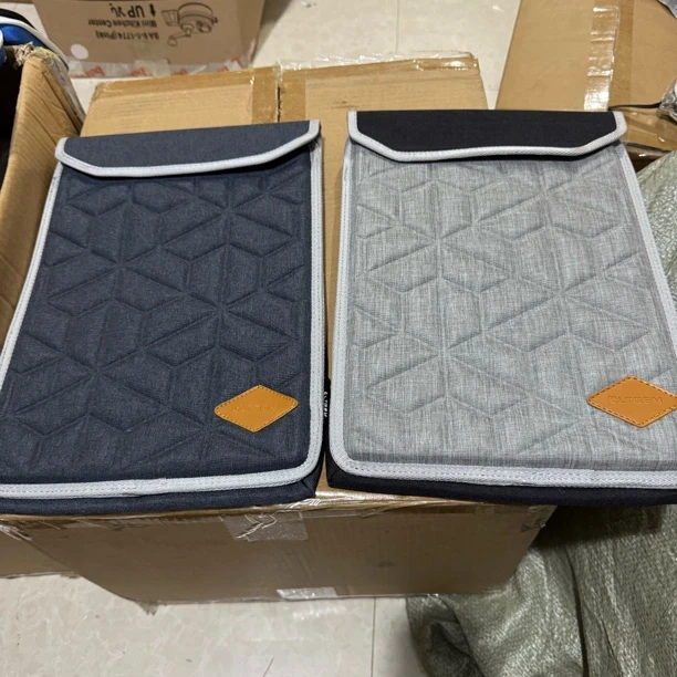 33*23cm 硬壳笔记本ipad收纳包！13.3寸内！