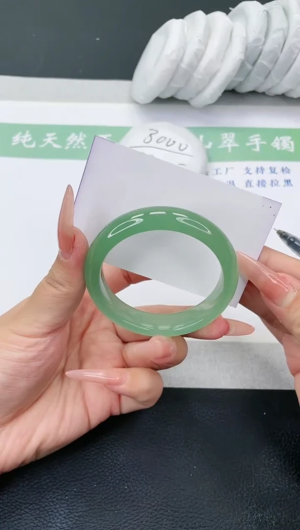 【闪购商品】石英质玉手镯未镶嵌D42-52+