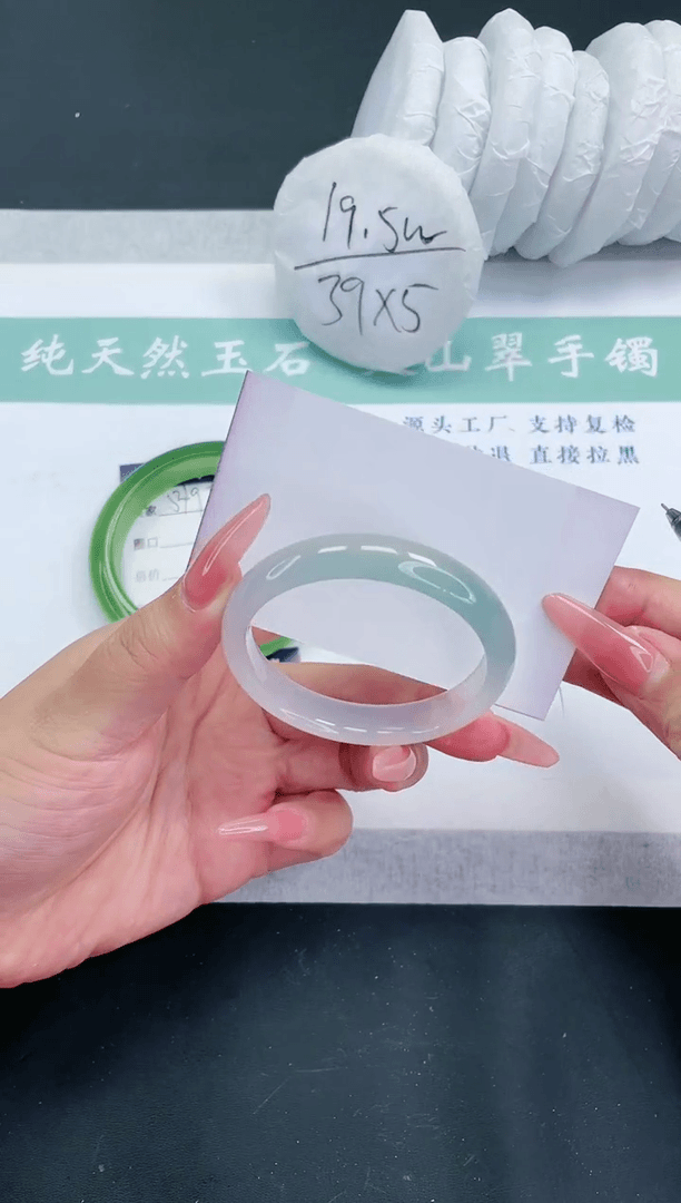 【闪购商品】石英质玉手镯未镶嵌多样性发一SM550-51+