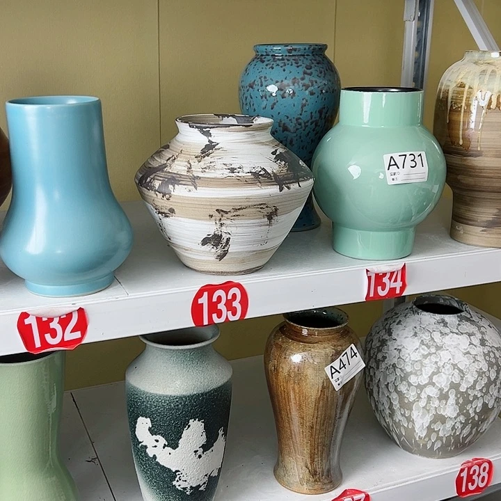 瓶高22口10。陶瓷精品摆件 133
