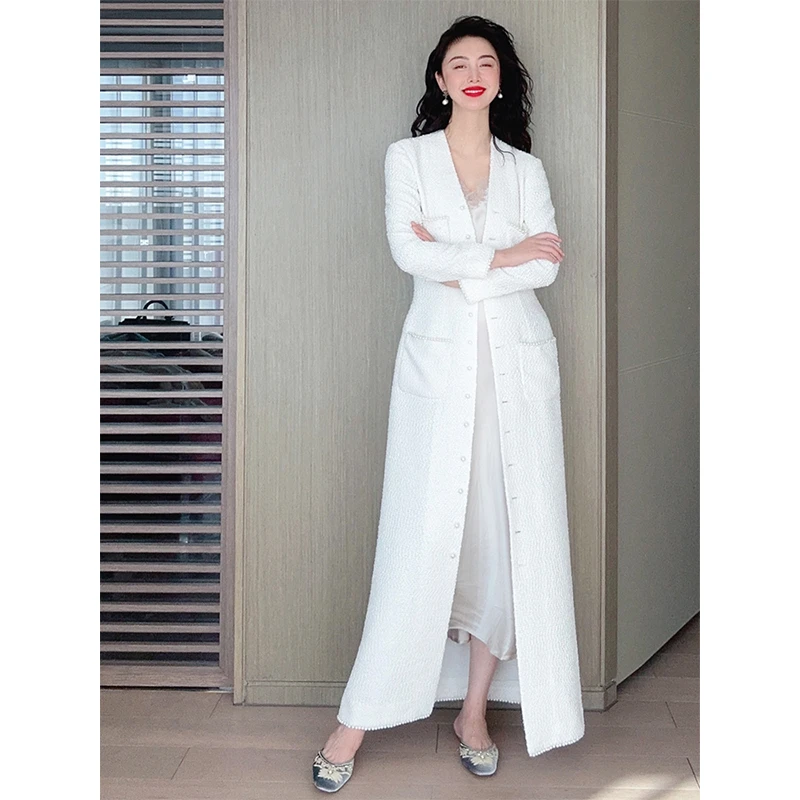 TRACY CHU 超薄弹力时尚气质白色手织粗花呢镶珍珠边长款休闲风衣