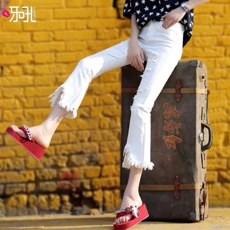 牛仔喇叭裤女新款百搭流苏毛边七分裤弹力破洞微喇裤女九分裤白色