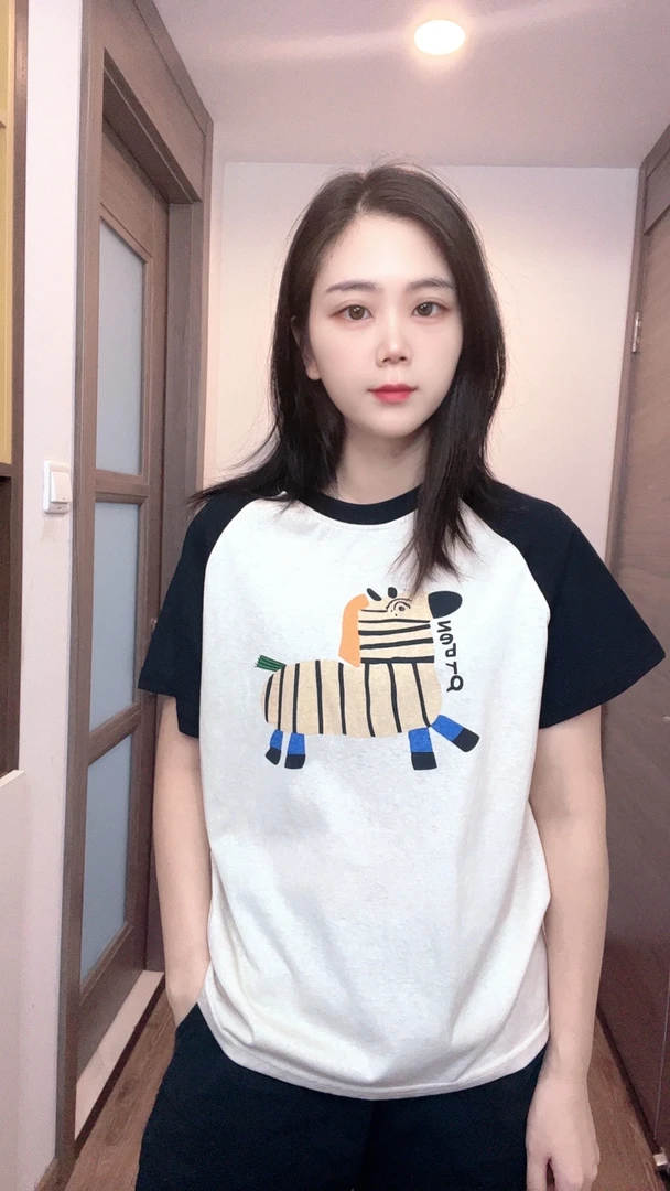 【短袖斑马】轻薄雪花棉擦肩袖短袖T恤宽松时尚显瘦T