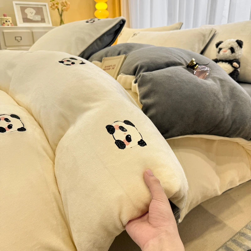 小熊刺绣牛奶绒床上四件套卡通双面珊瑚绒冬季加厚被套床单三件套