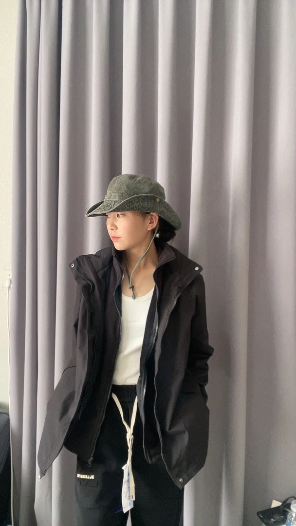 冲锋衣运动休闲秋冬防风百搭宽松