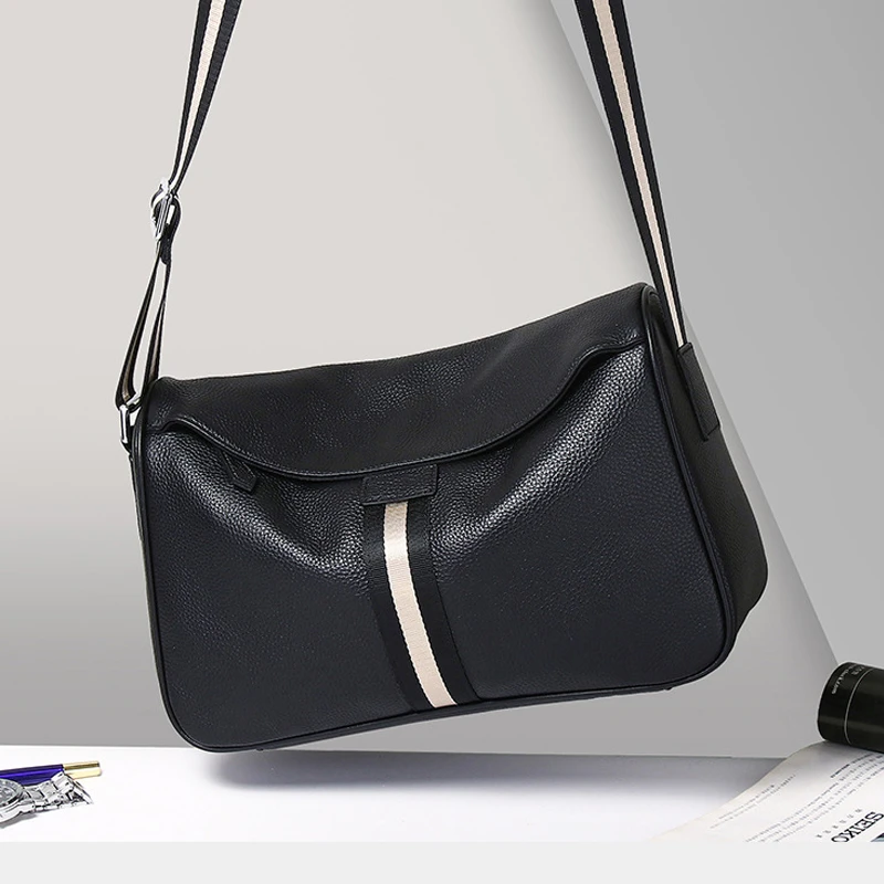 真皮单肩包男款牛皮商务休闲包时尚百搭黑色斜挎包通勤质感背包