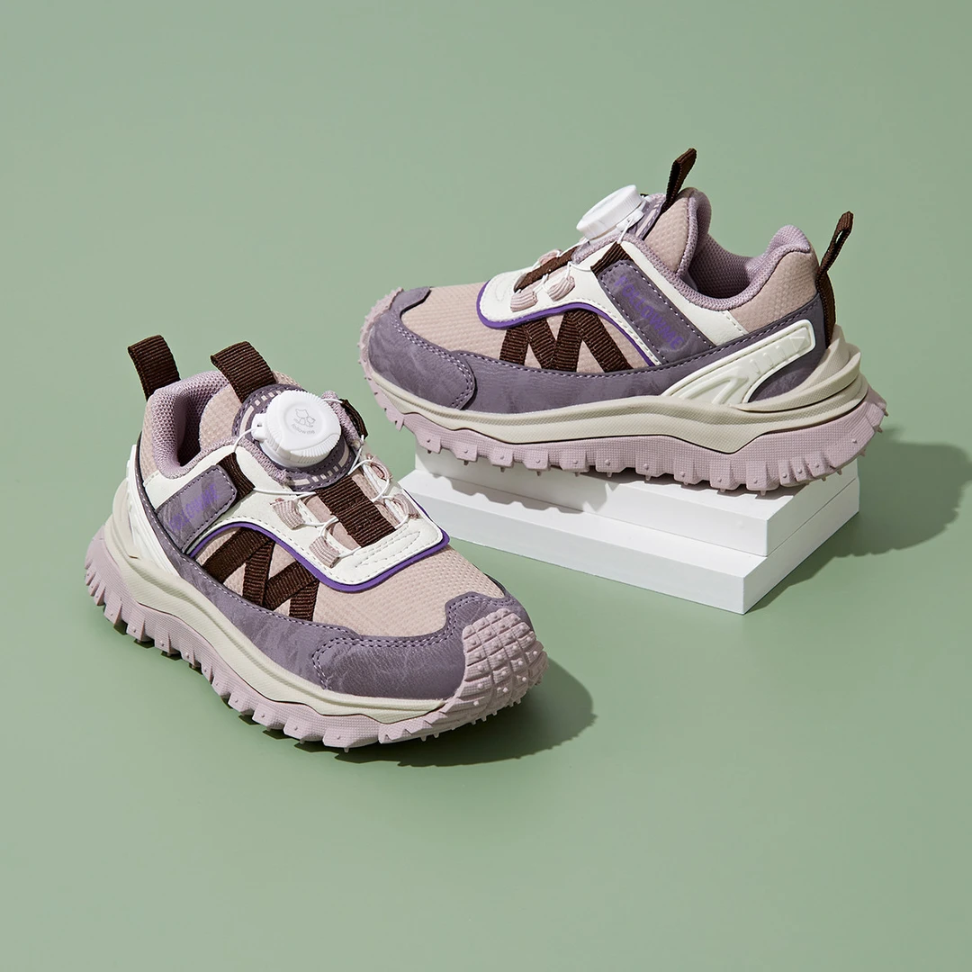 富罗迷男童鞋子儿童运动鞋秋季小学生旋转纽扣透气休闲鞋4C4663