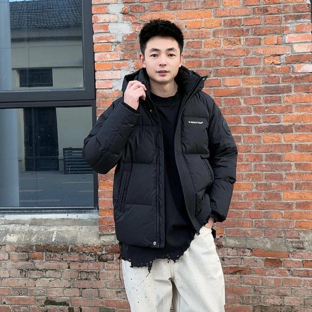 2025新款防寒冬款连帽情侣羽绒服保暖黑金石墨烯男士时尚百搭9022