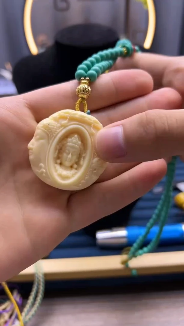 【闪购商品】玛瑙/玉髓颈饰14K金镶嵌X166