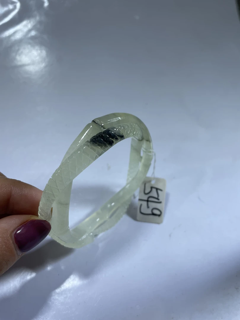 岫玉水墨冰料手镯，54口径6