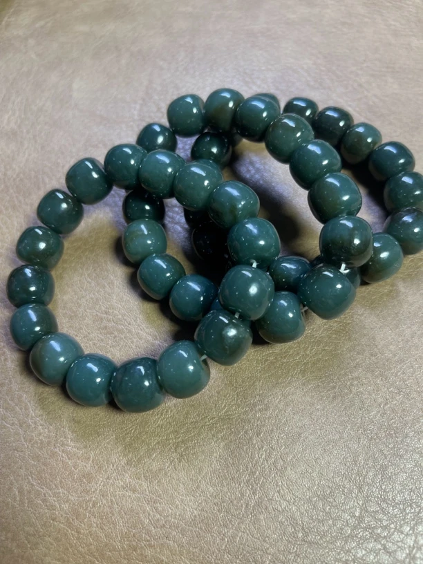 和田玉且末蓝加糖色手链男女同款（多样性发货发一件）