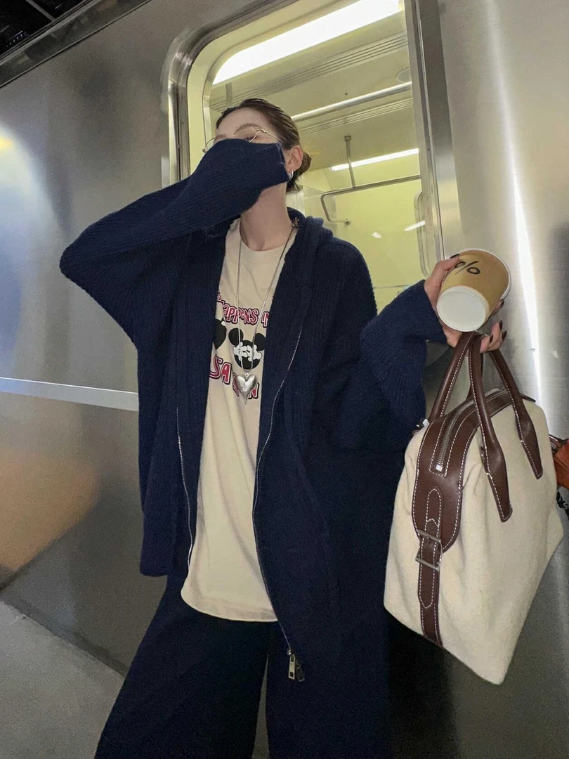 福利 YU 62a838 加厚保暖 极绒连帽拉链毛衣外套