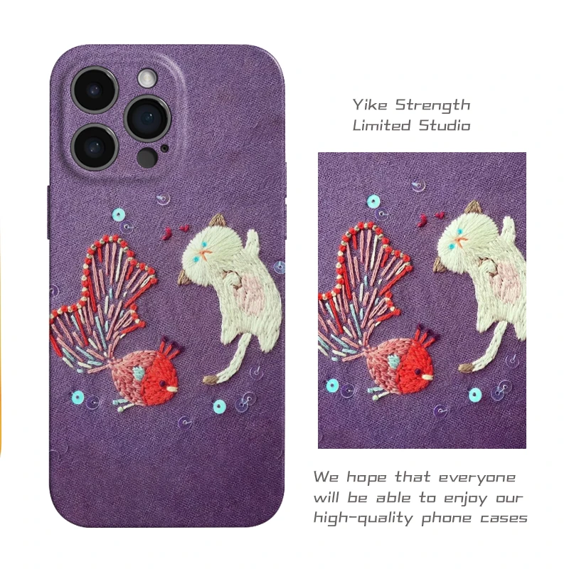 光面刺绣小猫菲林壳软壳适用iphone苹果15pro可爱手机壳VIVO华为