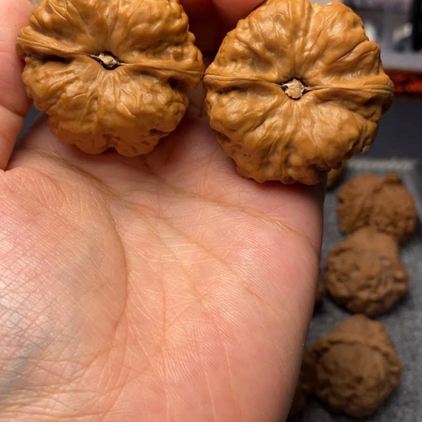 【闪购商品】文玩核桃吊坠晟****啥