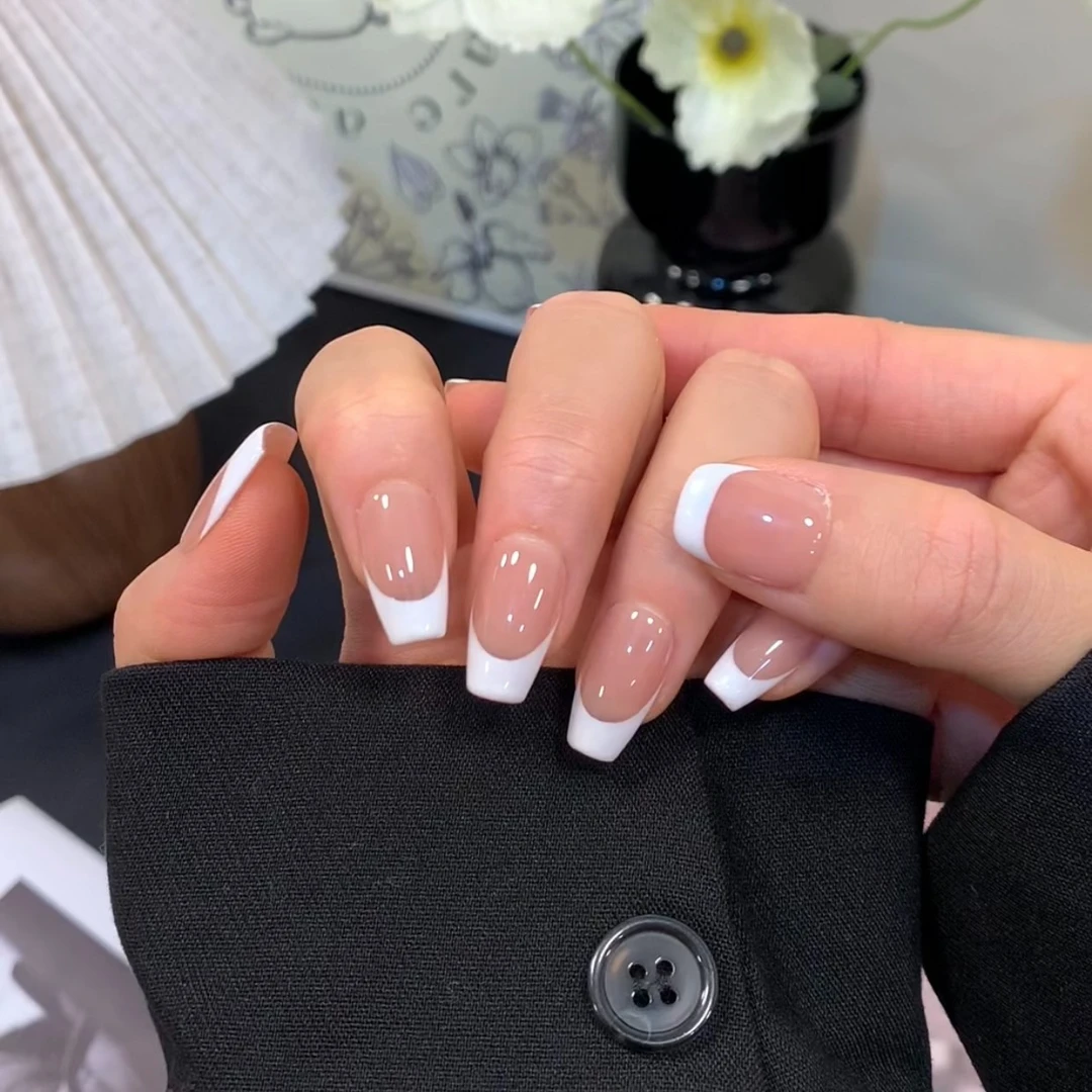 断码【白法式】纯手工穿戴甲 日禾推荐穿戴甲 法式显白 贴片可拆卸